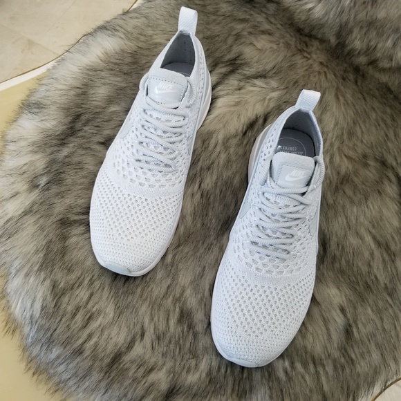 Nike Air Max Thea Ultra Flyknit - Picture 5 of 8